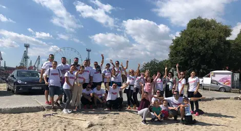 Близо 360 кг фасове и отпадъци събраха доброволци на &bdquo;ПромениКартинката&ldquo; в 4 български града /галерия/