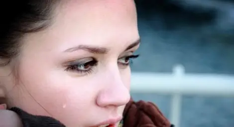 Как зодиите се справят с тъгата