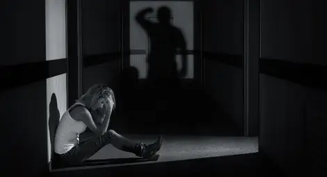 Жена със съмнения за COVID-19 почина заради домашно насилие