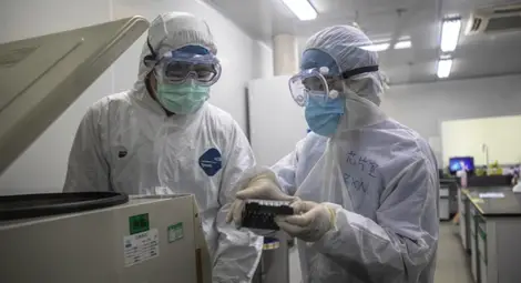 Лекари от цял свят: Пандемията от дезинформация е по-страшна от COVID-19 Лекари от цял свят: Пандемията от дезинформация е по-страшна от COVID-19