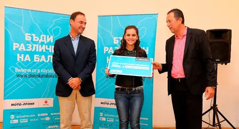 Над двойно повече участници и стипендии за абитуриенти-сираци в кампанията #steniskanabala през 2015 г. /галерия/