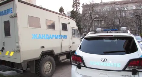 Жандармерията провери 600 коли и 1800 души за три дни в Русе Жандармерията провери 600 коли и 1800 души за три дни в Русе