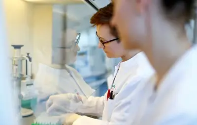 Германски учени с пробив в изработването на ваксина за COVID-19