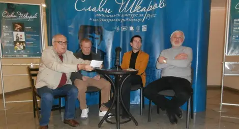 Първата награда &bdquo;Слави Шкаров&ldquo; събира творци, работили с големия режисьор