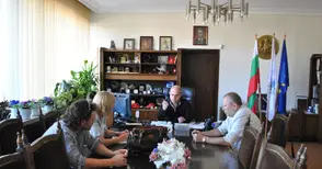 Избират през два дни новите директори на театъра и операта