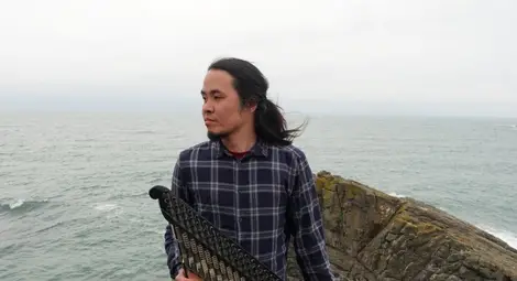 Изкусен японски изпълнител на древна ориенталска цитра гостува в Русе