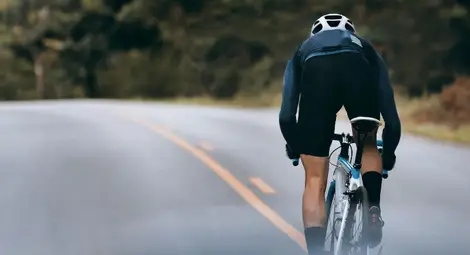 Полски полицаи спасиха бедстващ българин с колело