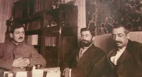 Светът на Яворов