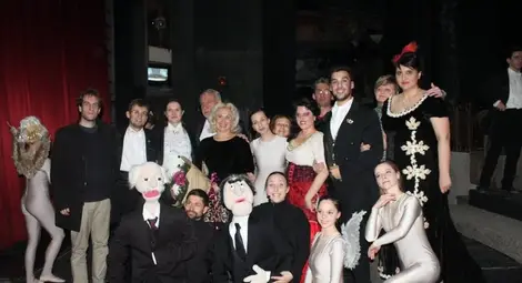 Режисьорката Аделаида Якимова, солистите и диригентът Юрий Илинов имаха с какво да се поздравят след спектакъла в сряда вечерта. 				      