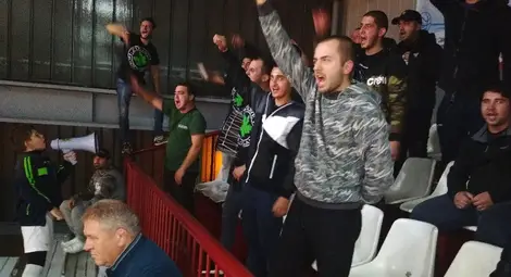 Фенове на ЦСКА от &bdquo;Здравец&ldquo; с мощно рамо за дунавци