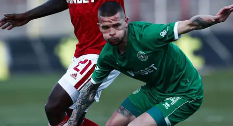 За юношата на врачани Юлян Ненов няма място в „Ботев“, но за колумбиец има. Снимка: Интернет За юношата на врачани Юлян Ненов няма място в „Ботев“, но за колумбиец има. Снимка: Интернет