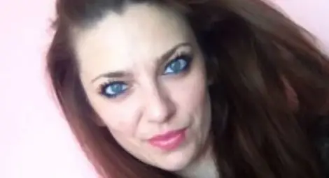 Лора на Николай Ненчев не била тая, а друга Лора на Николай Ненчев не била тая, а друга