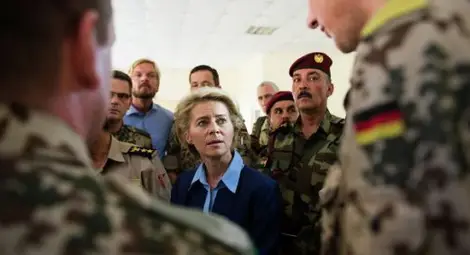 Бундесверът се намеси в ситуацията с бежанците в страната