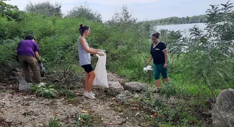 Близо 8500 доброволци почистиха 157 места в Русе и областта Близо 8500 доброволци почистиха 157 места в Русе и областта