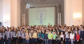 Близо 200 талантливи ученици получиха грамоти и похвали