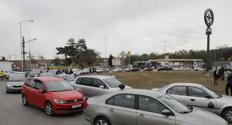Протести на Дунав мост: Искаме чист въздух! Докога ще тровите децата ни?