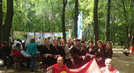 Юни донесе куп награди на самодейците в Николово