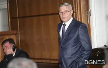 Правната комисия освободи Цветан Гунев от БНБ