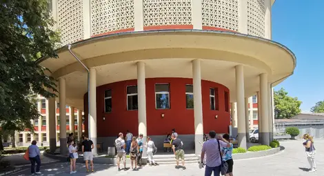 Момент от записването на товоприети студенти през лятото на 2020 година.Снимка: УХТ Момент от записването на товоприети студенти през лятото на 2020 година.Снимка: УХТ