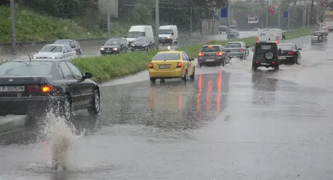 33 литра дъжд на квадрат напомниха за водната драма преди две седмици 33 литра дъжд на квадрат напомниха за водната драма преди две седмици