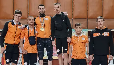 Русенските щангисти се връщат с над 60 медала от държавното лично първенство в Хасково