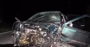 Семейство с деца пострада в катастрофа с две коли и два камиона