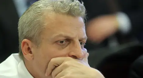 Москов: Решаваме категорично проблема с направленията