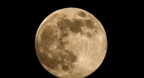 Нов космически кораб на НАСА ще изследва мистерия на Луната