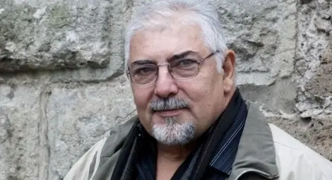 Купили риза на Хорхе Букай заради Първанов