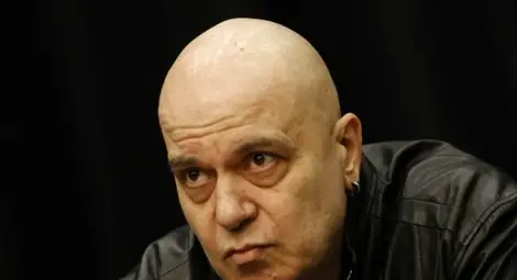 Слави Трифонов: Имам симптоми на ковид, самоизолирал съм се