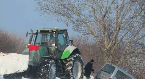 Десетки автомобили закъсаха в Русенско /галерия/