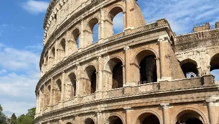 Младежки транснационален хъб за творци и иноватори тества творчески продукти в артистичните пространства на Рим /галерия/