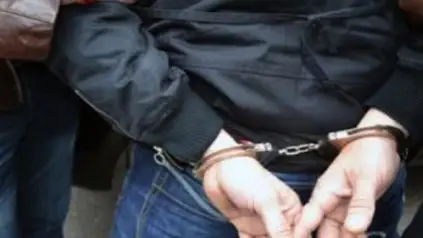 Младеж спретна инсталация за дрога в къщата си Младеж спретна инсталация за дрога в къщата си