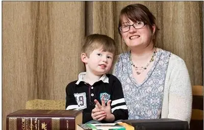 3-годишно дете умножава и брои на 4 езика