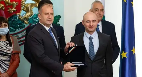 Носителят на наградата &bdquo;Джон Атанасов&ldquo; за науката и вярата: &bdquo;Първата глътка наука те прави атеист, но на дъното на чашата те очаква Бог&ldquo;