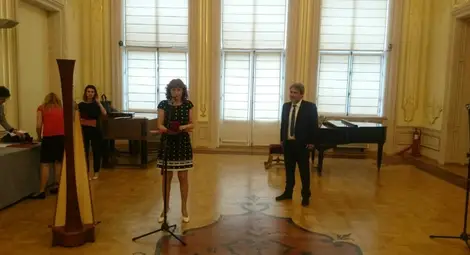 Теодора Евтимова благодари на министър Банов за отличието