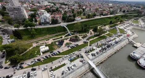 Русенският кей стана сцена на най-мащабното BMW събитие в страната за сезона