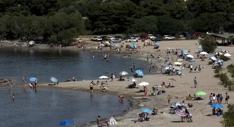 Туроператор: Връчването на фишове на границата бави туристическите групи