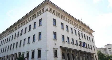 Дупката във външната търговия скача 5 пъти