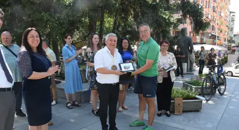 Приключи първият академичен велопоход, посветен на 80-ата годишнина на Русенския университет