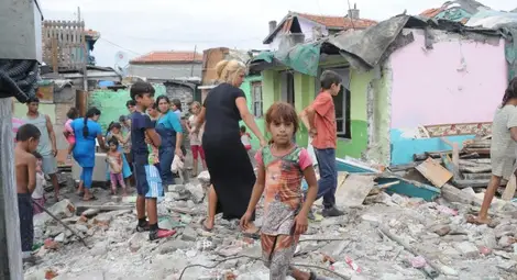 Интегрират ромите с нов проект и нови 2 млн. лв. Интегрират ромите с нов проект и нови 2 млн. лв.