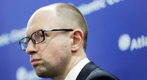 Премиерът на Украйна подаде оставка