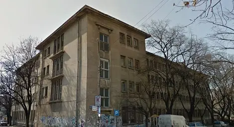 Старият Родилен дом за трети път ще търси нов собственик