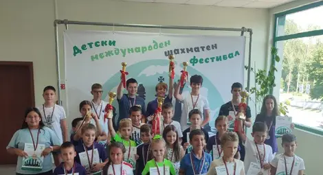 Русенските деца сред най-добрите на шахматен турнир в Габрово Русенските деца сред най-добрите на шахматен турнир в Габрово