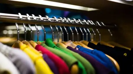 bTV разпродава дрехите на Гена Трайкова и Ани Салич bTV разпродава дрехите на Гена Трайкова и Ани Салич