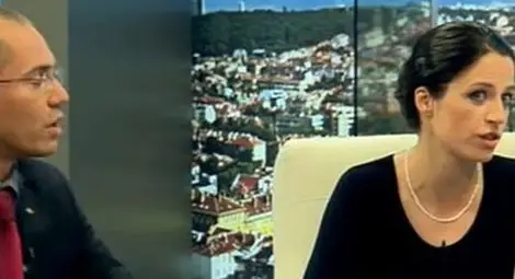 Половинката на Бареков развя "розова" касета на Джамбазки Половинката на Бареков развя "розова" касета на Джамбазки