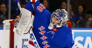 Русенецът в НХЛ с велик мач преди рождения си ден
