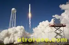 Частна ракета напусна Земята 