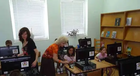 Деца откриха рая на компютрите в читалище &bdquo;Захари Стоянов&ldquo;