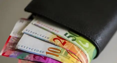 Швейцарската централна банка освободи курса на франка